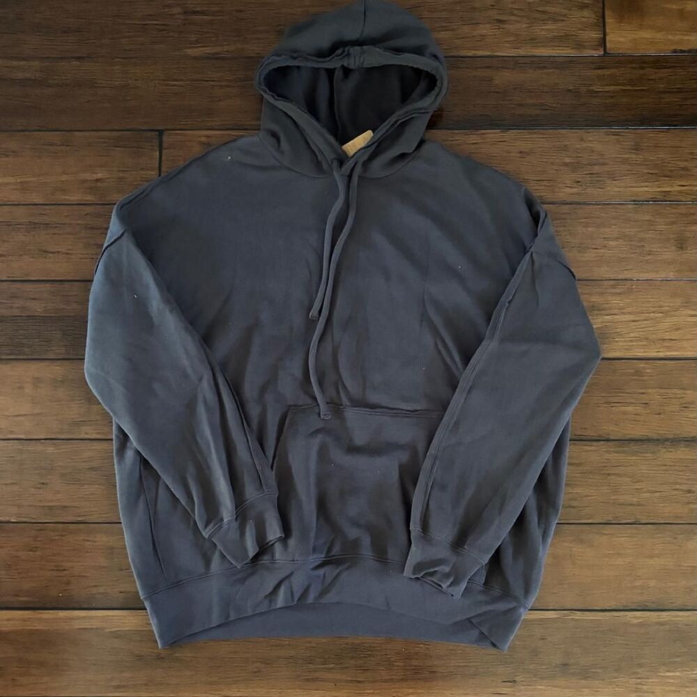 Bella-canvas Men's Grey and Black Hoodie